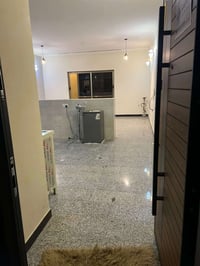 زيونة محله714 • غرفتين • كهرباء ٢٤ ساعة