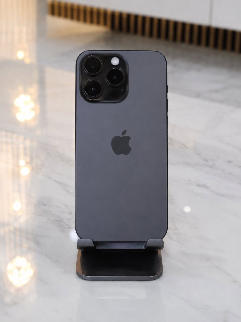للبيع iPhone 15 Pro Max 🖤
256GB | Black Titanium

نظيف جداً، شغال 100%، 
الشاشة أصلية من آيفون آخر، مو تجارية، وباقي القطع سليمة.  
البطارية 79%، بدون كارتون.  
فقط زلخ صغير بالشاشة ما يأثر.

الموقع: النجف الأشرف — الكوفة قرب نفق مسلم بن عقيل  
السعر: 950 ألف قابل للتفاوض للجاد فقط.


**إذا كنت صاحب هذا الإعلان وتريد حذفه لأي سبب، رجاءا أرسل رسالة إلى الدعم الفني**