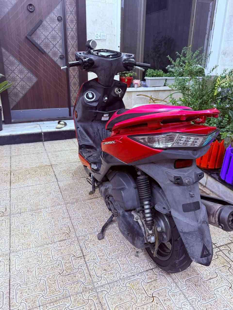 سلام عليكم
سكنس لد للبيع 
ياباني قبق نفخ ستان حساس بلاديه 
مكفوله من كلشي مكان بغداد زعفرانيه ***********
