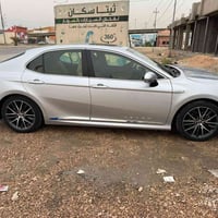 كامري GLE • هايبرد • ٨٠ ألف كم