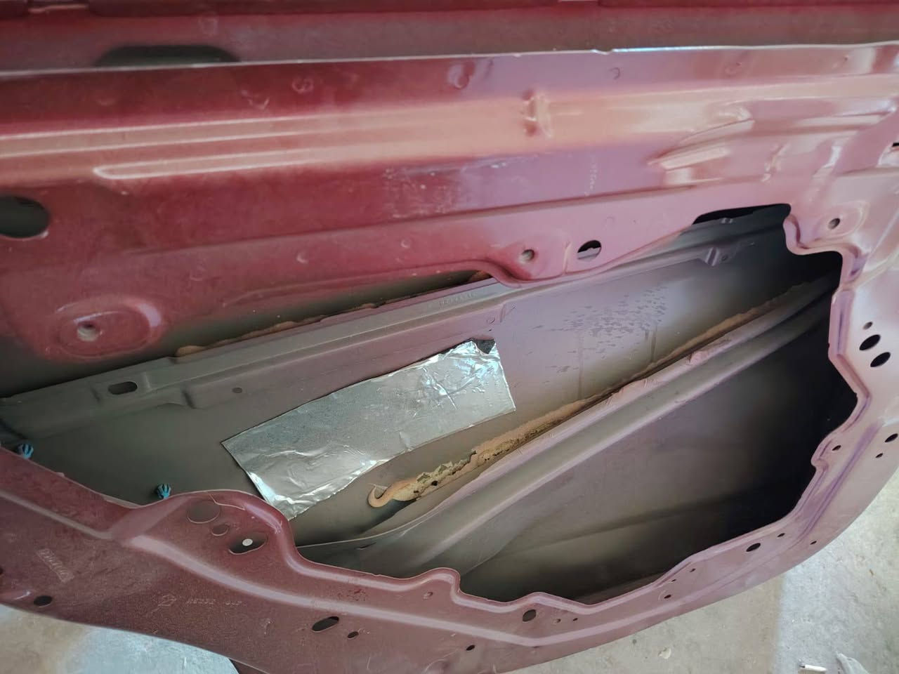 للبيع قيم بما يرضي الله باب چارجر وايد بدي ماروني 
والثاني اسود بي جامع وسنتر لك وسماعات 
مكاني الدورة ويوجد توصيل


**إذا كنت صاحب هذا الإعلان وتريد حذفه لأي سبب، رجاءا أرسل رسالة إلى الدعم الفني**