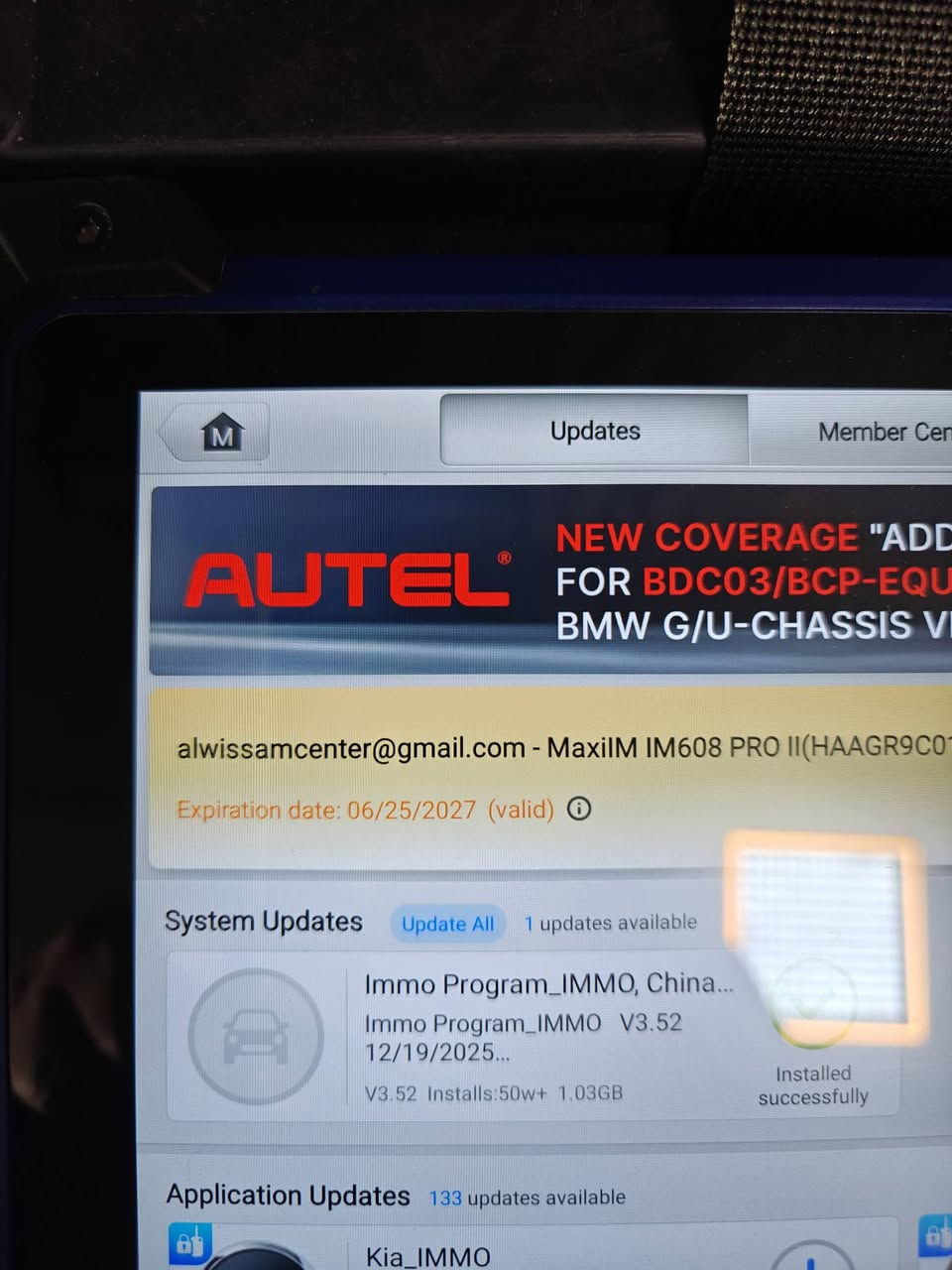 السلام عليكم اخوان عدة فحص وصيانة السيارات متكاملة للبيع استخدام قليل وبيهن غراض اصلا ما مستخدمة للبيع فقط السعر 30 ورقة وبيهن مجال كلش قليل والبيع كامل الاغراض بدون قطع مفردة متكونة من:

1-جهاز اوتيل MaxiIM IM608 pro 2 احدث جهاز لفحص وبرمجة السيارات واقوى جهاز في برمجة البصمات لحد هاي اللحظة مع كامل الملحقات والاضافات والتحديث مالتة بعد بي سنة و6 اشهر ينتهي في 28/6/2027 سعر الشراء مع وصل الضمان في الصور

2-مجموعة من الاجهزة الخاصة ببرمجة مفاتيح سيارات تويوتا الحديث والبي ام والمارسدس

3-كاميرا ماركة teslong الخاصة بالاماكن الضيقة وفحص السلندر والبساتم 

4- ملتيميتر متطور لفحص جميع حساسات السيارات والنوزلات والمجاول وبيهة نظام Oscilloscope سعر الشراء مع وصل الضمان في الصور

5-جهاز دخان ماركة اوتول الحجم الكبير الي يعمل بدون كمبريسر جديد

6-مجموعة دريلات ماركة توتال حجم كبير وصغير

7-مجرات عدة نوعية درجة اولى تحتوي على جميع العدة الي تحتاجهة في محل الصيانة من لقم ورواجز  ودرنفيسات وعدة كهربائيين

8-جك عربانة حجم كبير مع تكم 3 طن عدد 2 مع سدية سيارات
اخوان الي يريد يفتح محل صيانة هاي العدة كاملة كلشي ميحتاج واخوان ابيع الغراض كاملة بدون قطع مفردة الي تعجبة الغراض ومجالهن قليل خلي يتصل على الرقم *********** مكانهن بغداد حي اور
