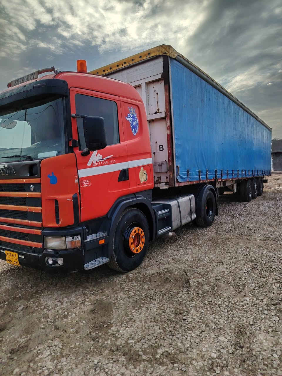 السلام عليكم سكانيا 2004 مقفوله كفاله عامه انجكتر شرطه تحويل رقم سليمانيه
معروضة لده معرض الصويره المركزي سيد محمد المشايخي
الاستفسار
***********) ***********
السعر 220 وبيها مجال
