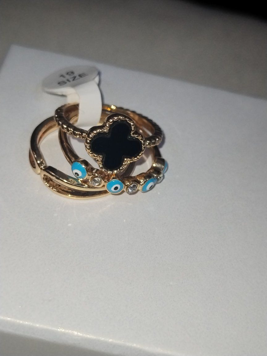 محابس حلقات طلاء ذهب يوجد توصيل


**إذا كنت صاحب هذا الإعلان وتريد حذفه لأي سبب، رجاءا أرسل رسالة إلى الدعم الفني**