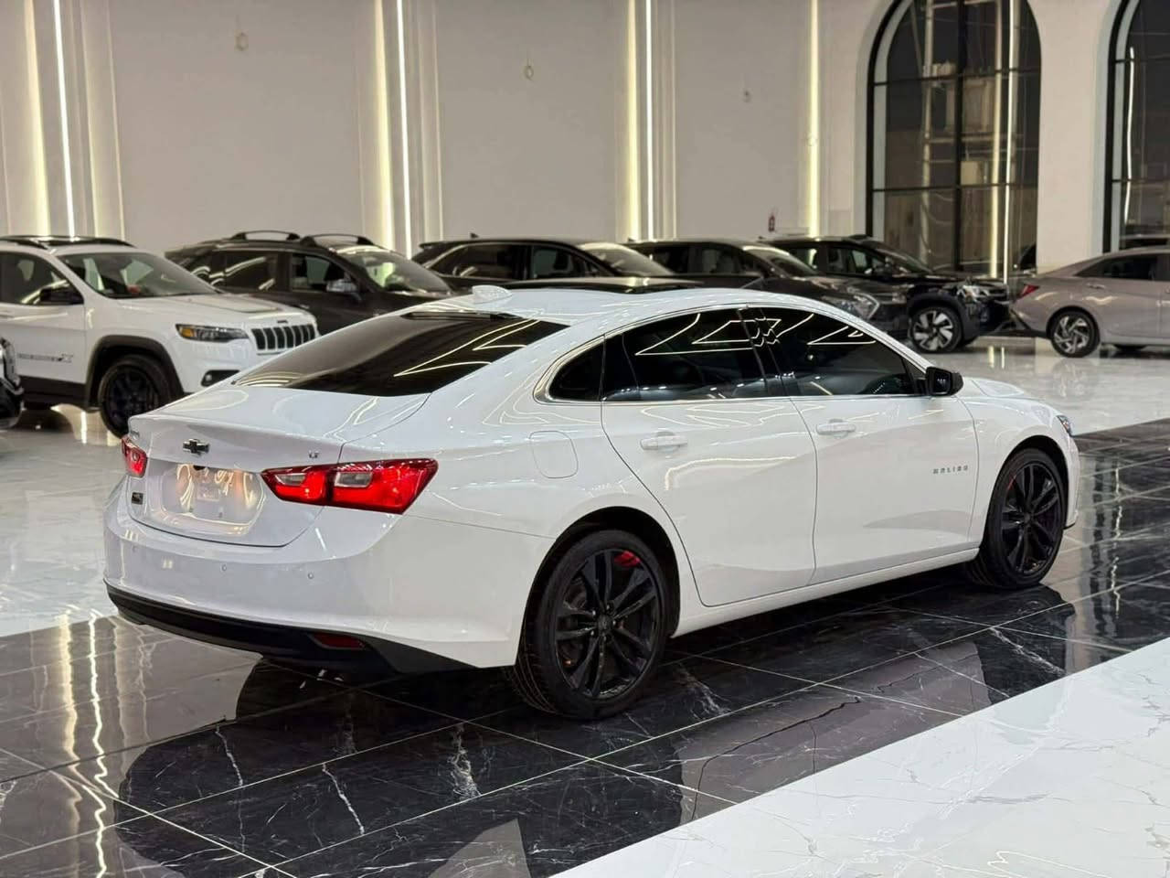 𝟐𝟎𝟐𝟑 𝐂𝐇𝐄𝐕𝐑𝐎𝐋𝐄𝐓 𝐌𝐀𝐋𝐈𝐁𝐔-𝐋𝐓 كلين تايتل
شوفرليت ماليبو (LT) موديل : 2023

اللون : ابيض

عداد المسافة : 458 mi زيـــــرو 

حجم المحرك : 1.5L TURBO( 4,سلندر )

بدون صبغ ☑️ بدون تبديل ☑️ بدون ارباكات ☑️ 

المواصفات : 𝐋𝐓

فول فول مواصفات 1/1

فتحة سقف بانورما

بصمة ابـــواب

بصمة تشـــغيل

تشغيل عن بعد (𝐑𝐄𝐌𝐎𝐓𝐄 𝐒𝐓𝐀𝐑𝐓)

شـــاشـــة ايباد لمـــس

هـــانـــد بـــريـــك بصمة

اوتو هولد (𝐀𝐔𝐓𝐎 𝐇𝐎𝐋𝐃)

اوتو ستارات (𝐀𝐔𝐓𝐎 𝐒𝐓𝐀𝐑𝐃)

اوتو ستوب (𝐀𝐔𝐓𝐎 𝐒𝐓𝐎𝐏)

رادار امامي (تحديد مسار)

رادار جانبي  (نقاط عمياء)

رادار خلفي (التحذير من الاصطدام)

حساسات امامي 

حساسات جانبي

حساسات خلفي

نظام (𝐄𝐂𝐎)

نظام (𝐍𝐎𝐑𝐌𝐀𝐋)

نظام (𝐒𝐏𝐎𝐑𝐓)

تحكمات استيرن

استيرن هيتر 

كشنات كهربائي 

كشنات هيتر

لايتات 𝐋𝐄𝐃 ليد بيلادي

بكلايتات 𝐋𝐄𝐃 ليد بيلادي

ويــــل كــــروم 

تفاصيل اكثر الاتصال على ارقام التالية

☎️ ***********

عنوان السيارة بغداد رقم السيارة اربيل                                          كلين تايتل
