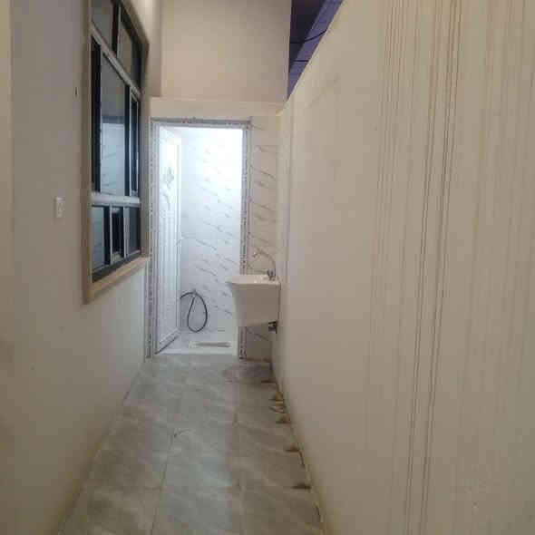 🌟 #للايجار_للايجار
دار طابق ارضي للايجار 
#الموقع حي السماح الثانية قرب مدرسة الامام الزهري 
#المساحة ١٠٠م٢ 
يتكون من 
استقبال وهول ومطبخ وصحيات وغرفة نوم 
_________
للاستفسار الاتصال على الارقام 
***********
***********
أو زيارة مكتب منازل للعقار /حي السماح سايدين الاركان قرب مول القمة
