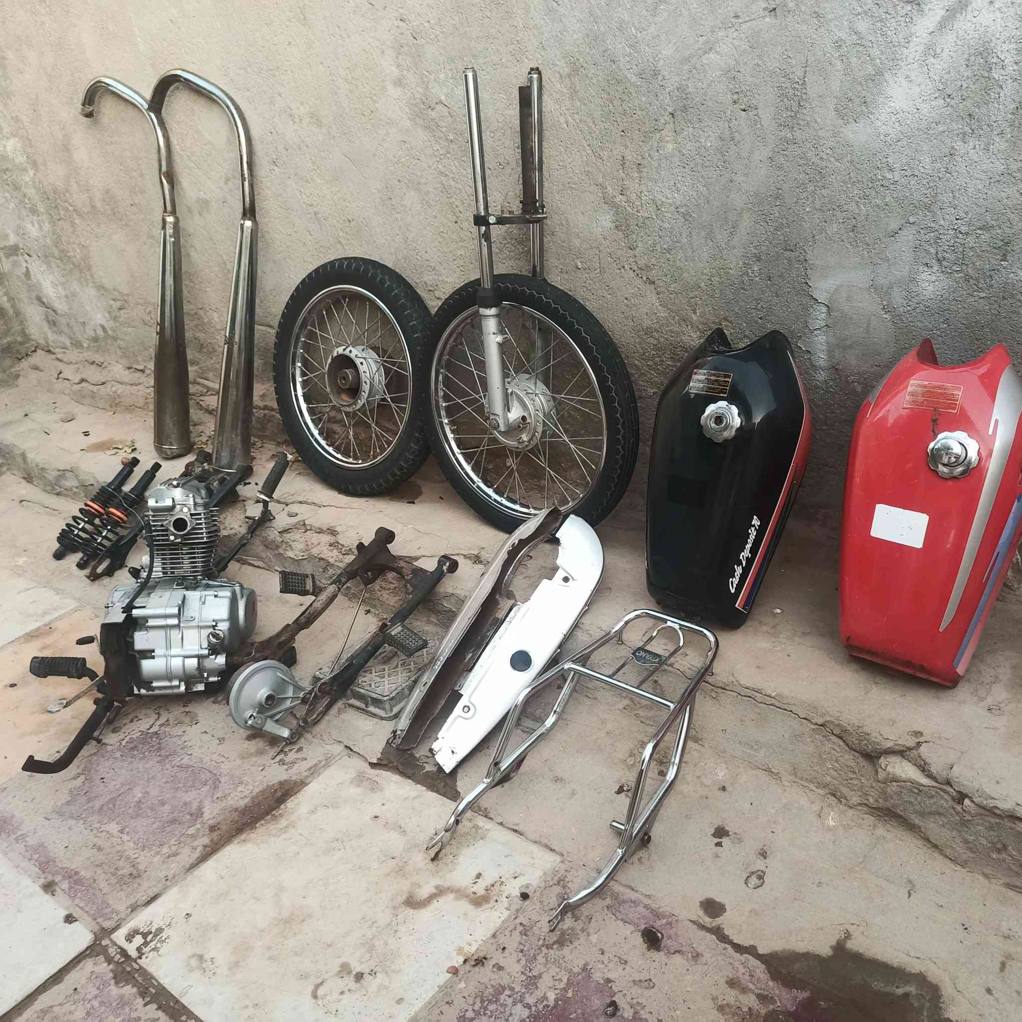 غراض دراجه للبيع قيم واخذ مكاني شطره


**إذا كنت صاحب هذا الإعلان وتريد حذفه لأي سبب، رجاءا أرسل رسالة إلى الدعم الفني**
