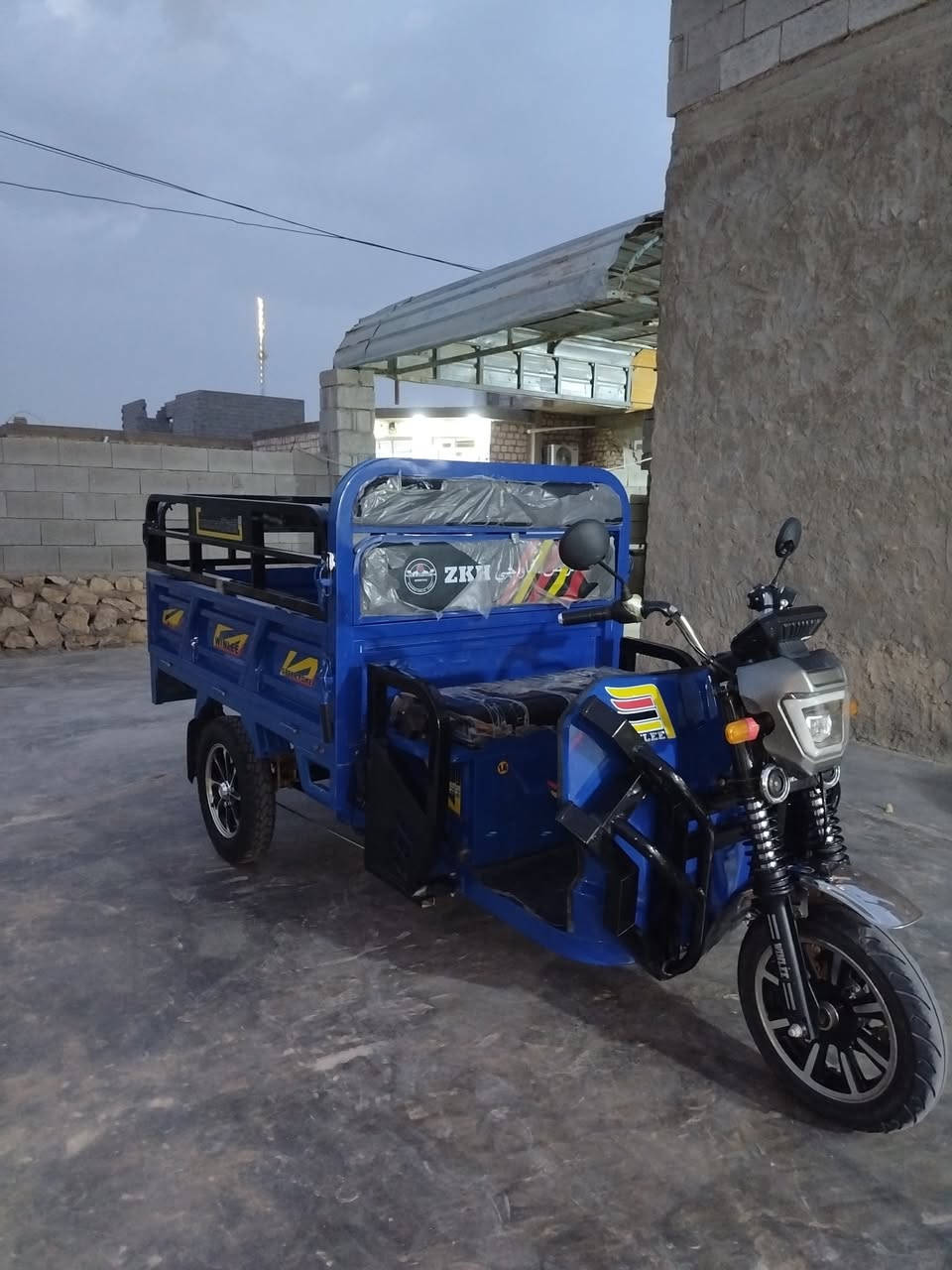 سلام عليكم ورحمة الله وبركاته من رخصت الادمن بسب الوعود الكاذبه اعد النشر ستوته شحن للبيع 6 باتريات جدد حجم 36 انبير معا نظام صعود كهربائيات كله شغاله 3 سرعات  الاستفسار على الرقم *********** مكان الانبار الرمادي
