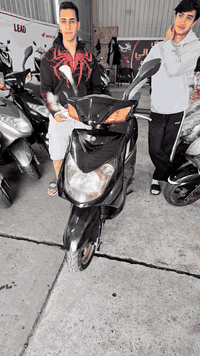 العنوان بغداد شارع الضلال   قرب صندوق الاسكان  البيع بل نقد ولتقسيط ال...