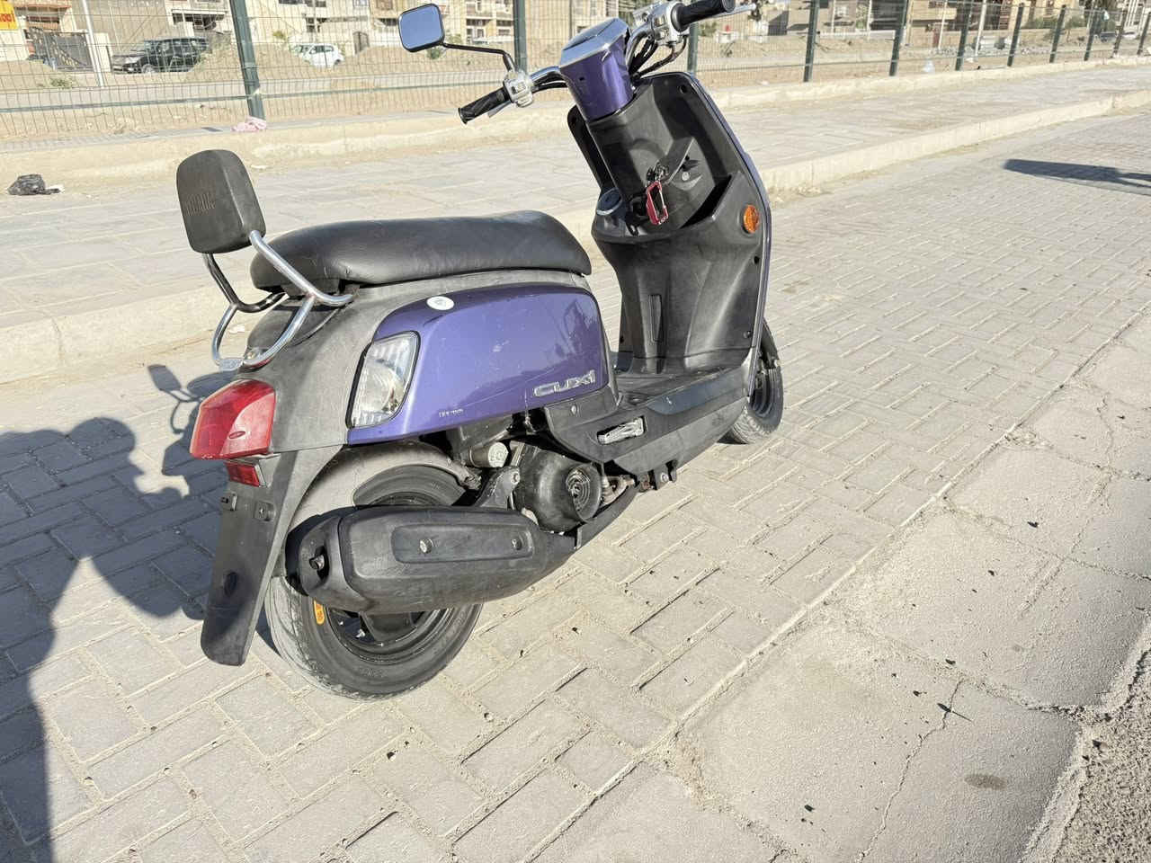 سلا عليكم شباب بوليسي مسطره الدراجه 2011الدراجه جديده بمعنه الكلمه  جيب فيتر وتعال افحصهاا  كلهاا على وضع البلاد من كهربائيات من مكينه  حته الشاشه مالتها  شغاله  والدراجه اني  منزلهاا من الرمبه بيدي والوصل موجود بل جنطه  بسمي الدراجه  

المكان بغداد بياع 
 
الرقم *********** 

السعرر  925 وبيهاا مجال قليل
