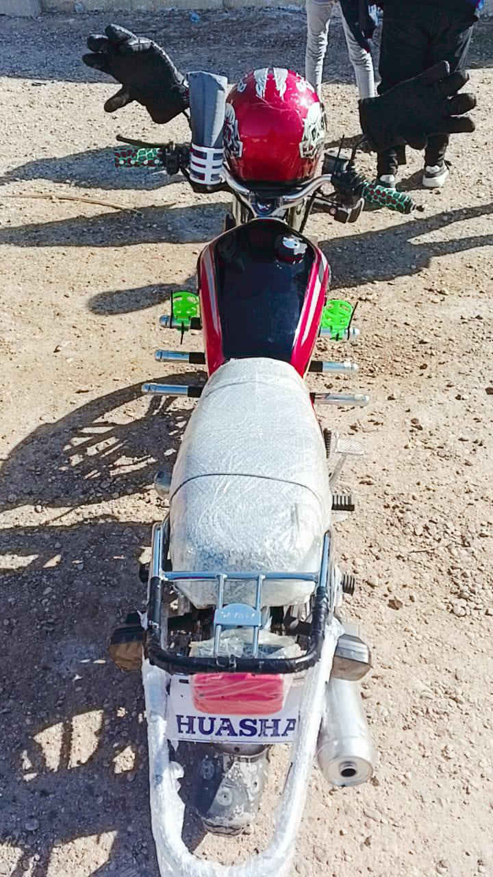 السلام عليكم دراجه ايراني سونك موديل 2021 محرك 150 ومحرك ما مفتوح بيه اوراق  دراجه كله شقاله نكره سلف اشاير جدد لايت جديد دشبول جديد داير خلفي كله شقال السعر 680وبيه مجال مكاني الرمادي البعيثه قرب مزرعت الزعيم رقم الهاتف،***********
