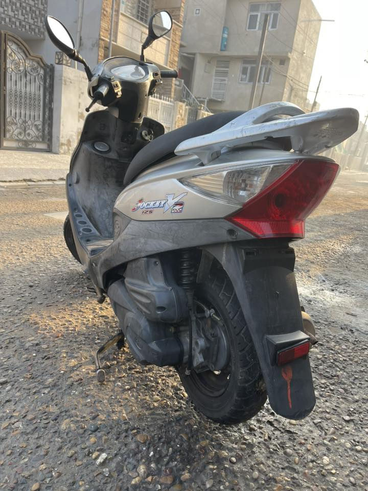 السلام عليكم ماكس كومكو نضيفه للبيع السعر 550 وبيه مجال العنوان بغداد المشتل لتواصل ***********.
