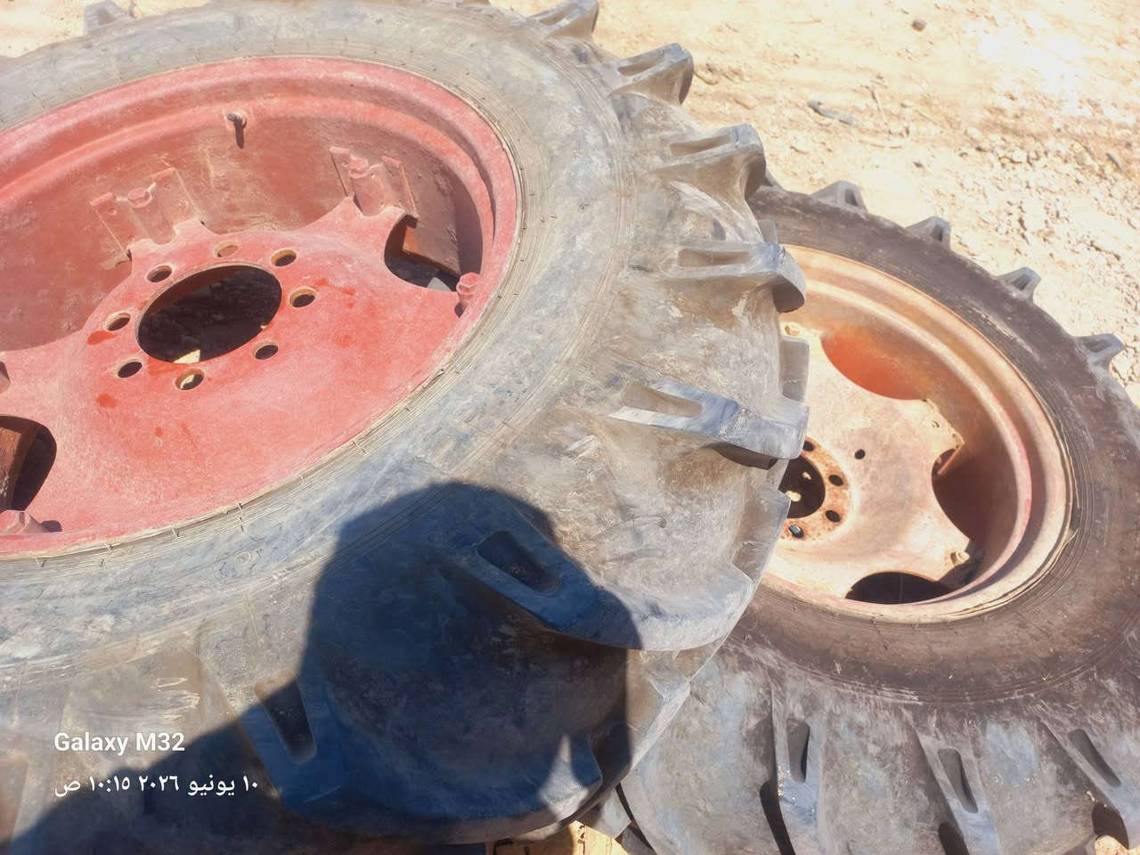 تايرات عنتر ٧١ مستخدمات قليل جدا  تركي اصلي حجم 28 \14     العنوان ميسان  ***********
