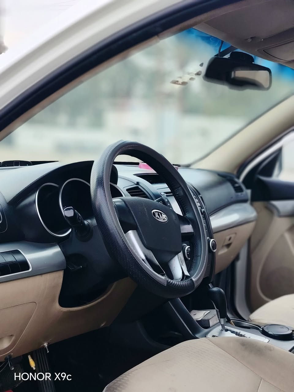 سلام عليكم
سورنتو موديل 2011 خليجي كفاله
نص مواصفات معروفه ٤سلنتدر. ٢٤٠٠ دوش
٧ راكب ٣ قطع تبريد سياره كلش نظيفه.
رقم بغداد مكاني بغداد سعر ١٤٣ بيهه مجال
هاتف *********** بيع مراوس
