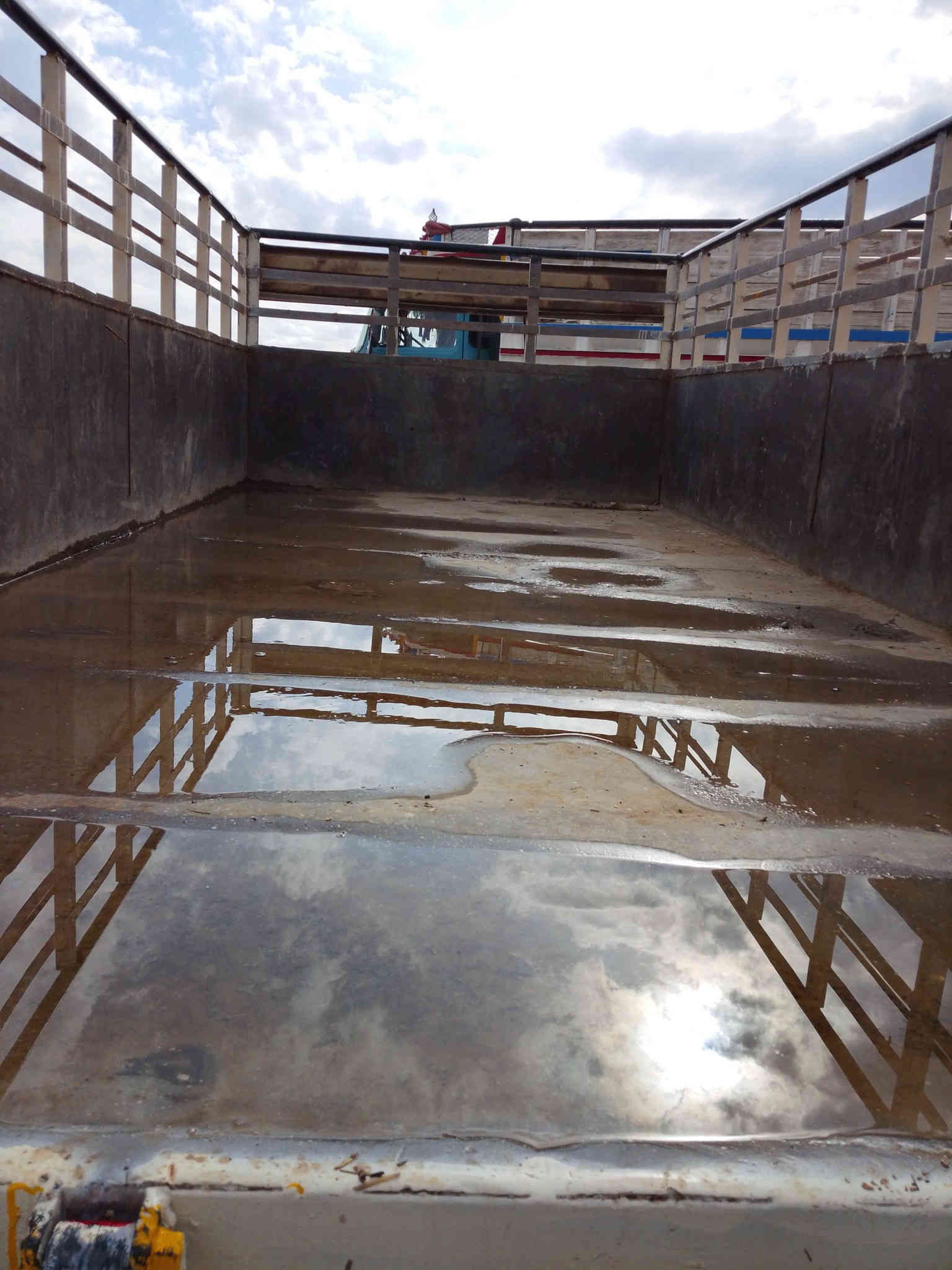 السلام عليكم
للبيع عربانة صينية 4٫5. اربع متار ونص
مال ابو ردين  نضيفة لاخياس ولا كسر جديدة 
السعر (2٫800) مليونين وثمن ميه وبيه مجال 
مكان موصل ربيعة مفرق تل حيال الشراي يتصل ***********_____
