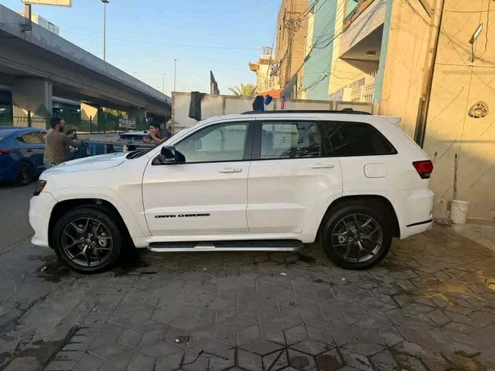 جيب لمتد X 2020
حادثه جاملغ وربع بنيد 
الجاملغ ولدعاميه فقط تبديل 
ايرباك سليم 
رقم اربيل 
السنويه بسمي
سعره24ونص $
مكان السيارة المنصور شارع الاميرات
رقم الهاتف 7770040464


**إذا كنت صاحب هذا الإعلان وتريد حذفه لأي سبب، رجاءا أرسل رسالة إلى الدعم الفني**