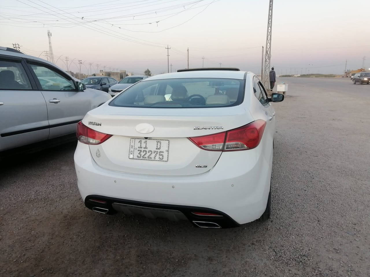سلام عليكم النتراا موديل ١٣ خليجي ليحب يتواصل اويعرف باقي التفاصيل الاتصال عل صاحب السياره ***********
