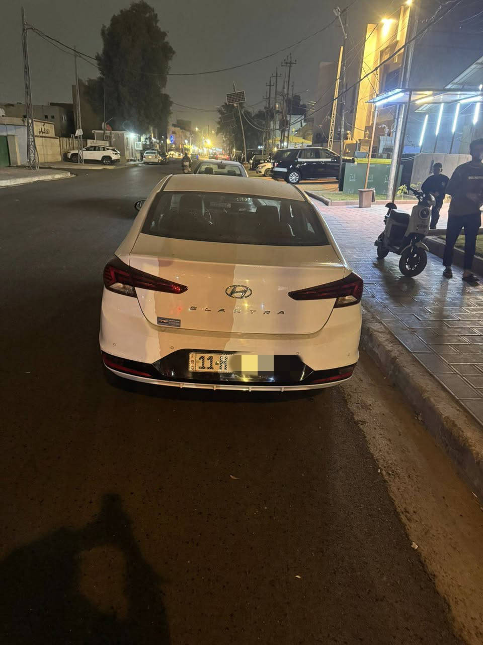 السلام عليكم 
هونداي النتره موديل 2019
خليجي محرك 2000 cc 
مواصفات فول معروف الخليجي 
تحكم ستيرن جهتين 
مودات قياده 
مري شفط 
سلايت روف
ثلاث انضمه قياده 
حساس خلفي امامي 
ايربكات سليمه 
السياره ماشيه 84 الف 
بيه ملاحظات موضحه بالصور 
وصور السونر موجوده 
السعر 154 وبيه مجال حك الجيه 
مكان السياره بغداد النهضه
مكلف بلنشر رقم صاحب السياره 
***********
***********
