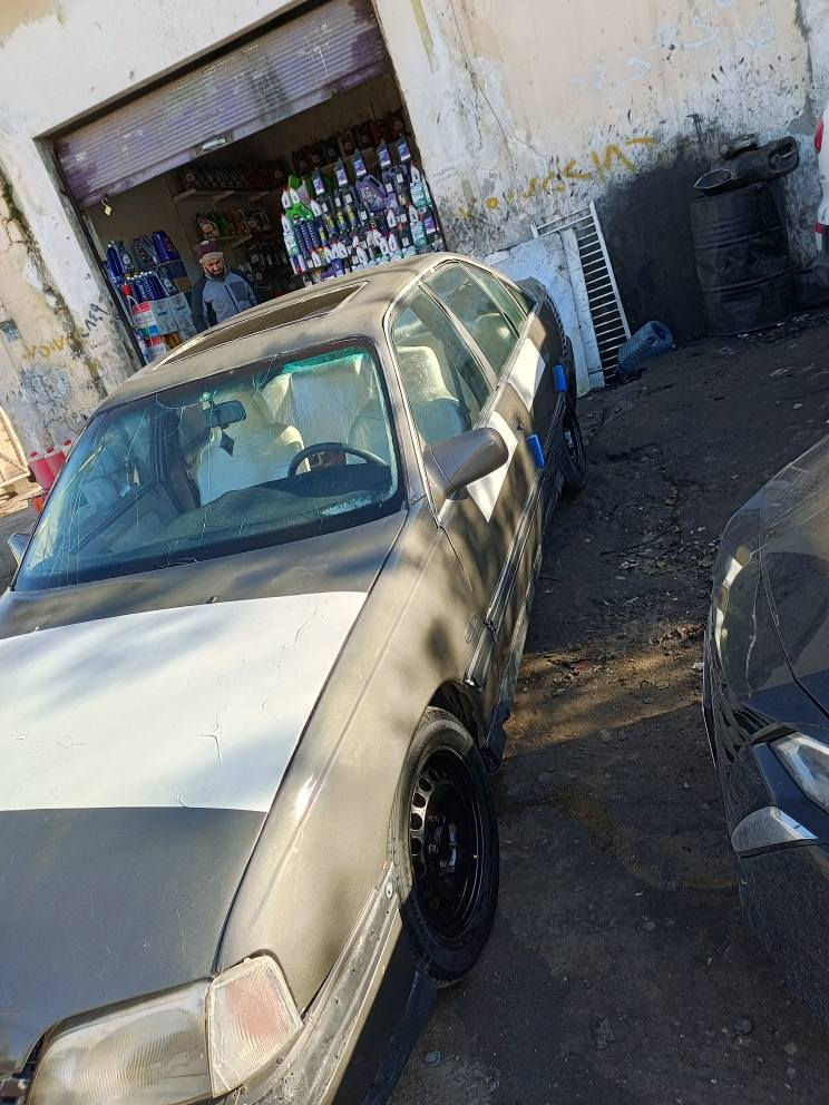 سلاو لە هاوریانی خۆشە ویست ئارم پلستک گیرو مەکنە بەشەرت گەرمو فرجە بەشەرت توندو تۆلی بەشەرت سیارەکە بس ماش اللەی دەویت لە قەوتی خۆی بیزارە بیزن زۆر کەم دەخوات نرخ 16ورەقو مەجالکی برانە شوین هەوڵیر گۆرنوش دەکەم بەشرتی دل گرتن راقم موبیل *********** أربيل, العراق
