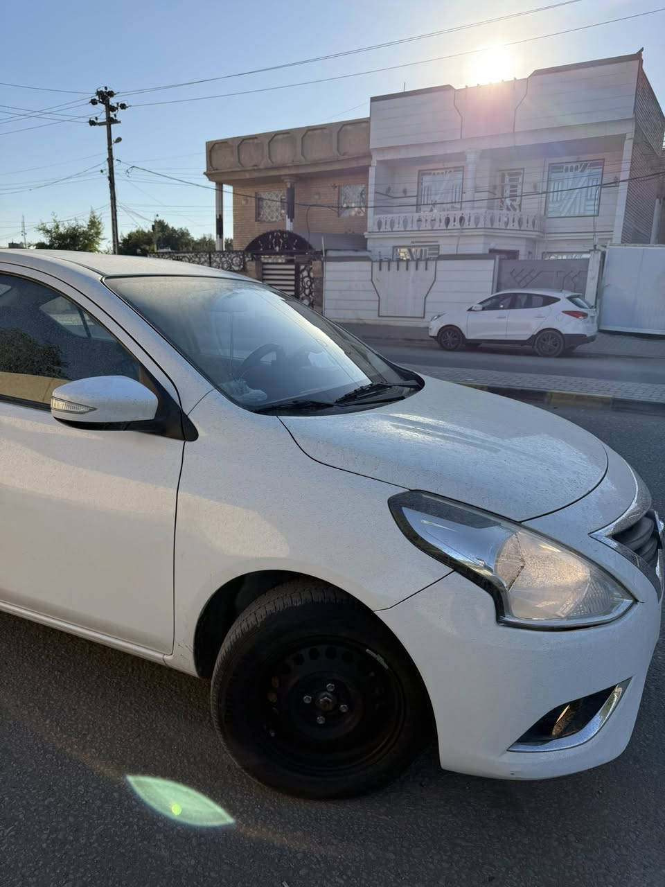 � للبيع نيسان صني 2024 – مصري داخل بيجي
▪️ المشي: 30 ألف كم
▪️ الرقم: أربيل
▪️ المواصفات:

 • حساسات خلفية
 • كاميرا خلفية
 • شاشة كار بلاي
 • سيارة كلش نظيفة

▪️ الحالة:
السيارة مكفولة من كل شيء،
بيها طگّة خفيفة جداً بالجاملغ الخلفي فقط ومبينة بالصور،
وما عدا ذلك السيارة سليمة 100% ميكانيكياً وهيكلياً.

📍 المكان: النجف – حي السلام
📞 الاتصال: ***********

💰 السعر مناسب وقابل للتفاوض
✋ للجادين فقط
