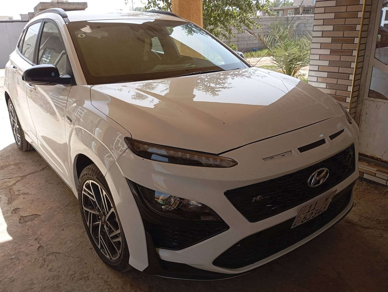 هونداي كونا n line 
1600T تيربو 

رقم بغداد الدولي الجديد بإسمي
بصمه تشغيل
تشغيل عن بعد 
بصمة أبواب لمس و مستشعر 
3مودات قياده 
رادرات جانبية وامامي وخلفي وتوقف ذاتي 
كشنات تدفئة
كشن السايق كهرباء 
شاشه كبيرة
تبريد بيانو
شاشة اعطال 
حفر علامة N Line عل الدواخل والكشنات 
شاحن موبايل وايرلس 
تحكمات ستيرن  
مثبت سرعة
اشاير بالمري الجانبية
 ⁠كشنات مخمل 
 ⁠قيادة ذاتية
ماشية ١٥ ألف 
البنيد مصبوغ والجامغ شوية صبغ درجة أولى


**إذا كنت صاحب هذا الإعلان وتريد حذفه لأي سبب، رجاءا أرسل رسالة إلى الدعم الفني**