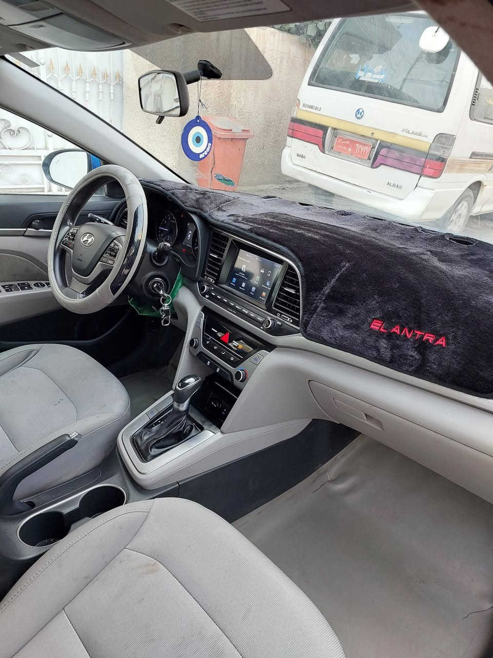 النترا ٢٠١٨ أمريكي
شاشة كبيرة 

رادار جانبي + خلفي

كامرة خلفية + حساسات

منضومة زنون 

مانع انزلاق + وضعيات قيادة

ويل كب كروم

تحكم ستيرن

كير ATM المرغوب 

محرك 2000 دوش
ماشيه ١٢٣
سياره ليبل واحد 
حادثها دعاميه خلفية فقط
 
المكان بغداد حي الأعلام
 
السعر ١٣٨ وبيها مجال بسيط

الاتصال / *********** خاص مفتوح
