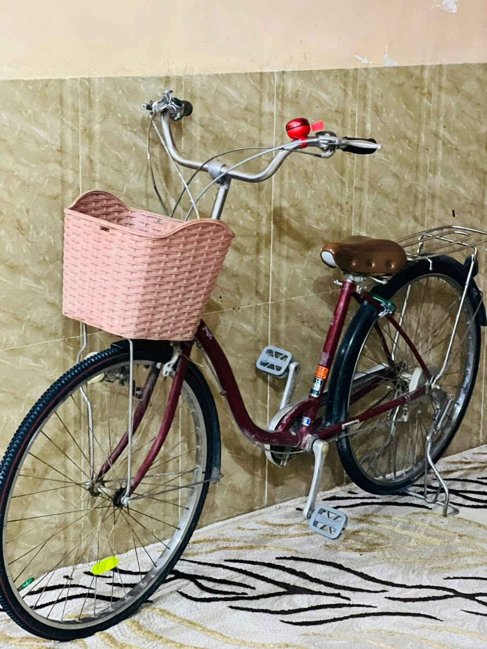 بايسكلات للبيع الاسود حجم 27 والاحمر حجم 26 نضاف السعر خاص


**إذا كنت صاحب هذا الإعلان وتريد حذفه لأي سبب، رجاءا أرسل رسالة إلى الدعم الفني**