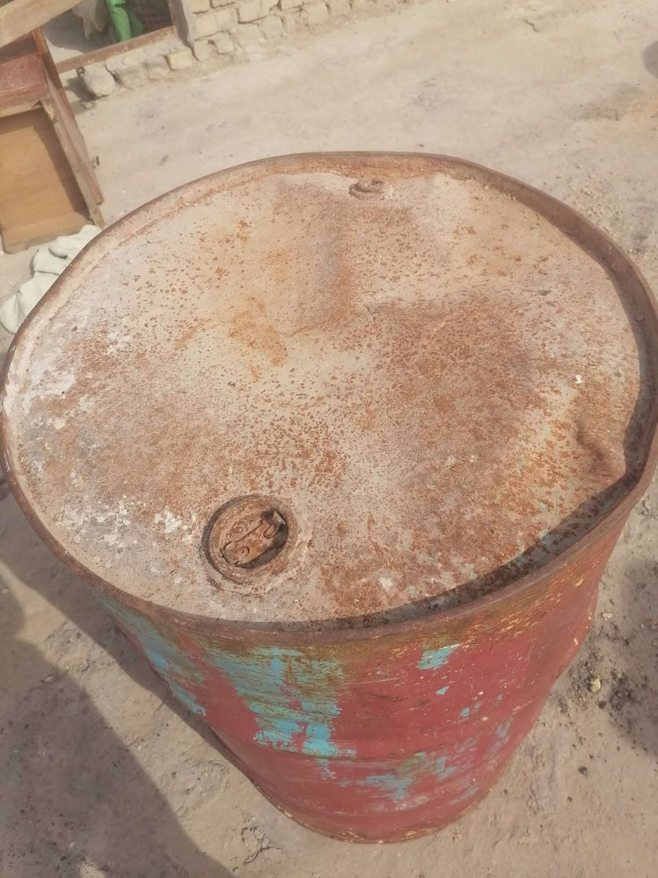 السلام عليكم اثنين مال نفط للبيع السعر 50 اثنيناتي الكورك بي واتساب، *********** ***********
