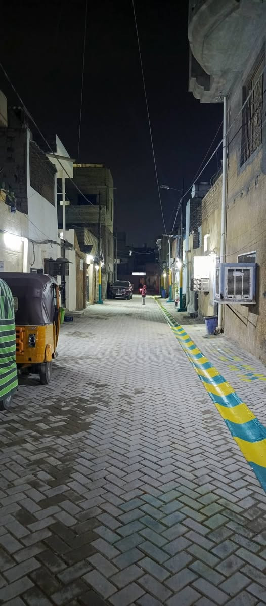 السلام عليكم بيت 110للبيع قاطين 4غرف نوم والخامسه+حمام داخلي وخارجي وبلطابق الثاني نقصه بس سقف كامل من كلشي قطاع 31 قريب جامع الحكمة بيع او مراوس ابيت 144للستفسار *********** السعر 170وبي مجال
