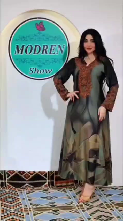 مخور ستن حرير الأصلي 
كلووووووش 
تطريز غباني صدر وردن


**إذا كنت صاحب هذا الإعلان وتريد حذفه لأي سبب، رجاءا أرسل رسالة إلى الدعم الفني**