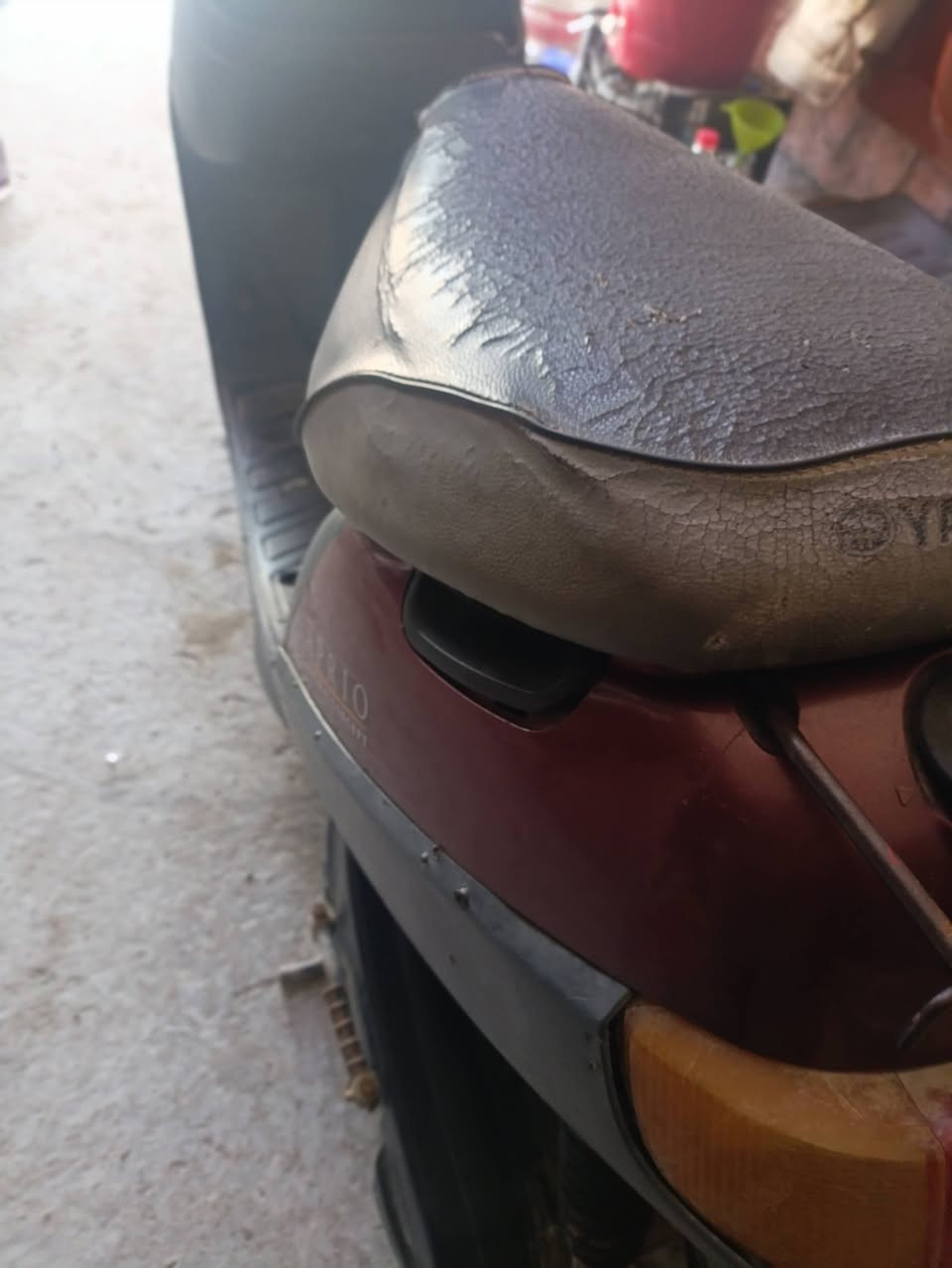 بطه خطين مامفتوحه مكينه ناعمه شلعه ومعدل نضافته على وضعية الصور كهربائيات شغاله لايت بك لايت سلف نقصه باتري فقط مكاني مسيب السعر ٣٠٠ وبيه مجال للشراي ٠٦٦٢٨٧٧٦٣٠٨


**إذا كنت صاحب هذا الإعلان وتريد حذفه لأي سبب، رجاءا أرسل رسالة إلى الدعم الفني**
