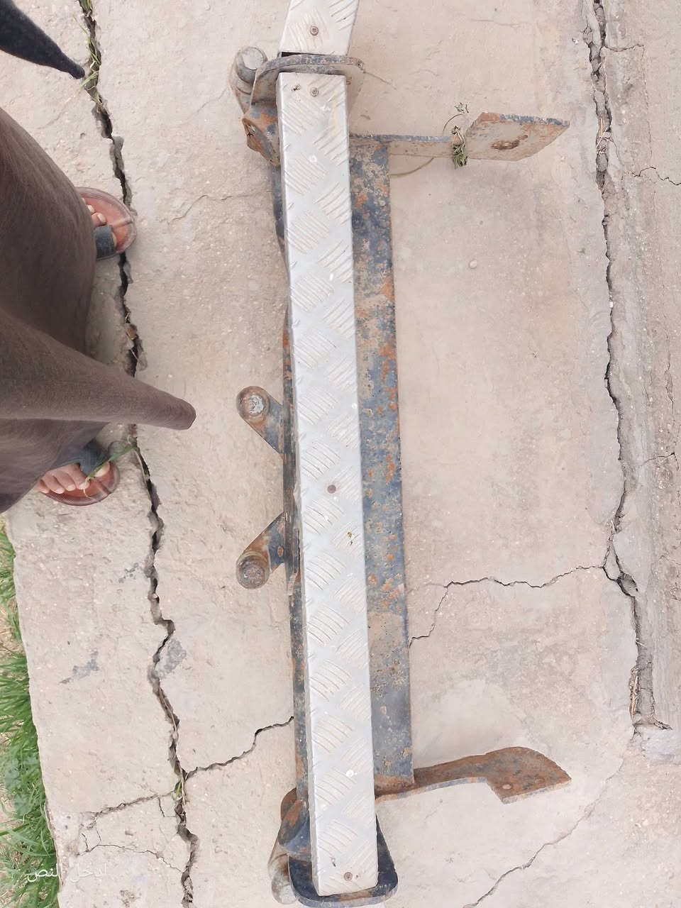 درع ستاركس 9. للبيع يحتاج صبغ وقليل بيه خياس السعر 50الف بابل ناحية الامام قريب على الدولي ***********
