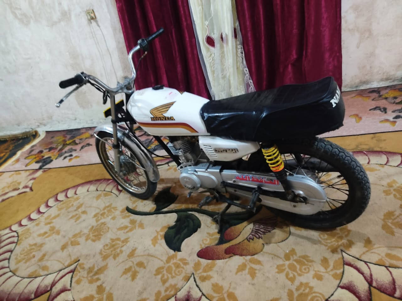 دراجه للبيع تعمير ٢٤شاصي كلك كلك  ١٣ مفتوحة والفات دراجه خير من الله نضيفه السعر ٤٠٠ بيه مجال الديونيه ل البدير


**إذا كنت صاحب هذا الإعلان وتريد حذفه لأي سبب، رجاءا أرسل رسالة إلى الدعم الفني**