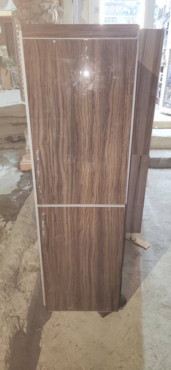 للبيع باسعار مناسبة كل قطعة وسعرها ....للاستفسار مراسة واتس اب  ***********
