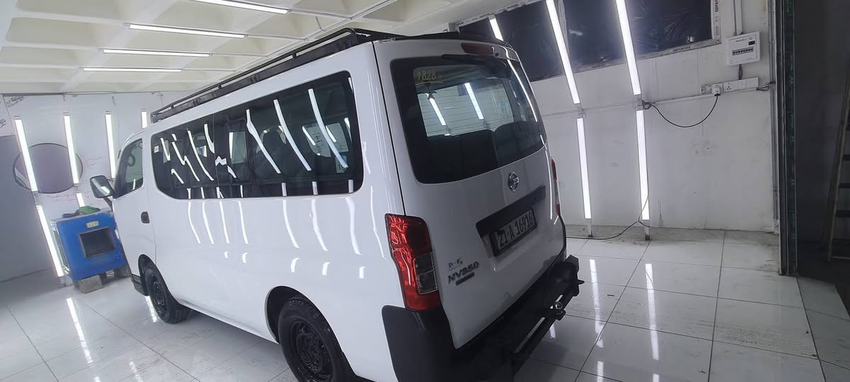 نیسان اورڤان 2013 بی بویاخ 315 هەزار رویشتە نەکراوەتەوە گاعیو کوشن لوک 4تایەی تازەیە هەمو گیانی بەشەرتە سعر 185و معاملە ***********کلار
