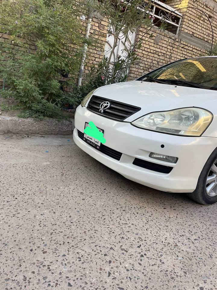 السلام عليكم ابصم  كرستال اصل 
شاص ١٧ ما مشمول بتنزيل الموديل
جاهزة  بأسمي سنوية جديدة ورقم دولي 
7 راكب .
✅لايتات زنون 
✅ تحكم ستيرن 
✅حساسات اماميه خلفيه 
✅ كامره
✅ شاشه جديده 
✅رقم البصره جديد دولي 
وبيه بعد مواصفات تعال اشوفه بعينك سياره جديده مال بيت . (السعر ١٤٠$ )وبي مجال حك جيه .الرقم اللاستفسار على رقم  (***********)☎️☎️ البصرة, العراق
