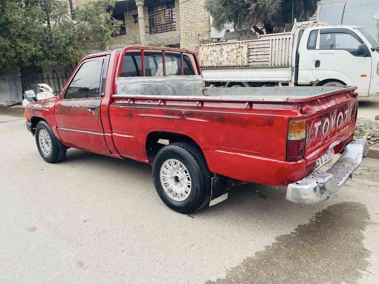 البيع بيكم تيوتا موديل 1985 كير مكينه مكفول بلاديه سياره دواخل نضيفه رقم دولي مكان بغداد السعر 33وبيه مجال 
رقمي ***********
