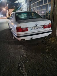 للبيع فقط bmw520 محرك مفتوح 20 بلادي گير أوتو الگير كايم رقم انكليزي ا...