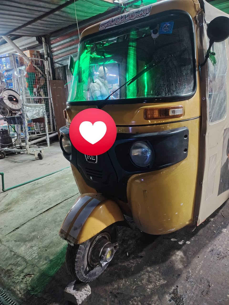 تكتك 2020 مرقم سعر 6750 وبيها مجال بغداد البياع حي العامل (بيع مستعجل) تفاصيل اتصل على الرقم  ***********
