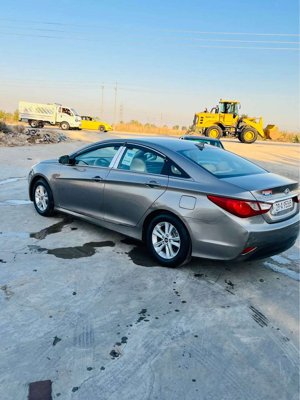 السلام عليكم 
سوناتا مديل 2014/وارد أمريكي ضرر بنيد وبيه 3 قطع صبغ سياره جاهزه كير محرك 2400 تخم تاير حداديه كهربائيات كله شغال داخل لونين عسلي شاشه كبيره بلاد كأمره دواره نضام ايكو نضام سبورت تحكمات ستيرن جهتين كشن كهرباء كشاف لايت وبعد بيه هواي مواصفات رقم واسط دولي سنويه جديه سعر 108 وبيه مجال العنوان ذي قار رفاعي ***********//*********** الرفاعي, ذي قار
