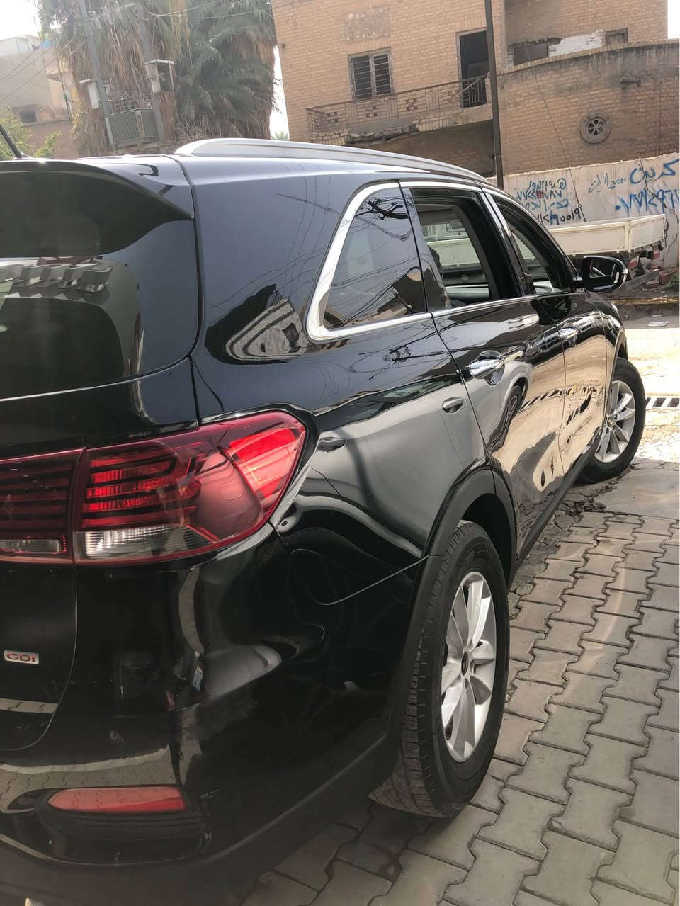 السلام عليكم كيا سورنتو وارد امريكي موديل 2019 لون اسود نظيفة جدا سبعة راكب اربعة سلندر 2400 Gdi السيارة دفع رباعي مستمر مع خاصية الدفلوك ماشية 111الف ميل كير اوتو خير من الله هو والمحرك درايف مود ومواصفات بعد تبريد امامي خلفي ولكن التبريد واكف ممكن كمبريسر بالنسبه للحادث موجود صوره والسونار كذلك جزء من البنيد جهة جامرلغ الراكب تبديل الاثنين مع صبغهم وكذلك دعامية اماميه السعر 160ورقة وبي مجال .. للاستفسار على الخاص بغداد, العراق


**إذا كنت صاحب هذا الإعلان وتريد حذفه لأي سبب، رجاءا أرسل رسالة إلى الدعم الفني**