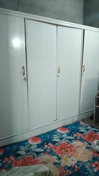 كنتور 4 أبواب • خشب زين • محتاج تصليح