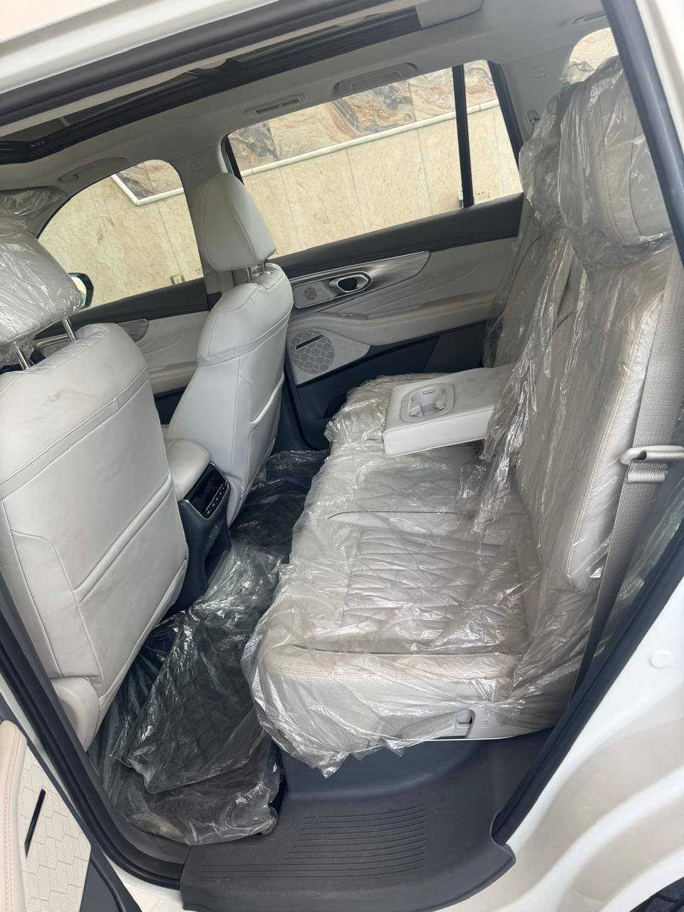 سلام عليكم صيني كفاله من شخط سعر 37 مليون وبيها مجال عنوان بغداد فول سياره بنرامه موديل 2024 ////***********
