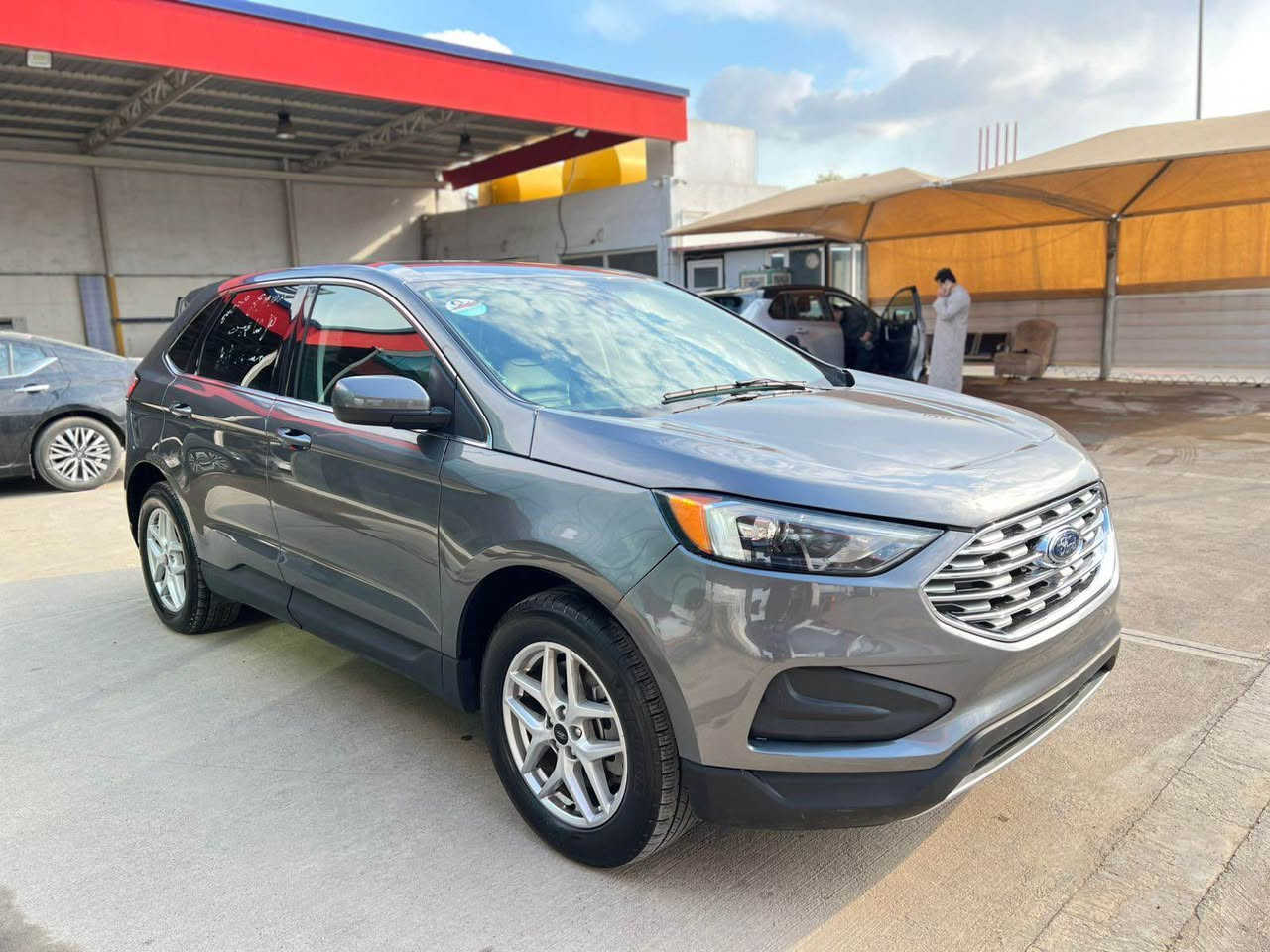 فورد ايدج موديل ٢٠٢٤ فقط بونيد سبغ و بدون دواخل و مواصفات SEL فول فقط بدون فتحه مكان سياره اربيل شارع ١٠٠ سعر ١٤٨ ورقه بيها مجال قليل سياره كاتي تترقم محافظه شيماليه 

*********** واتس اب اكر, نينوى
