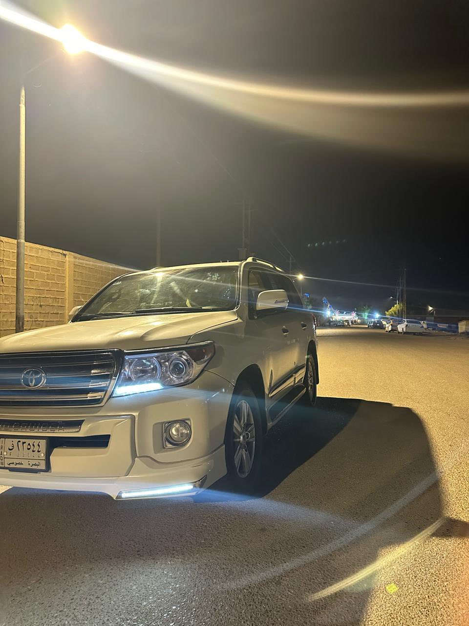 السلام عليكم 
جكساره ٢٠١٢
مكفوله من الصبغ والضربه
ماشيه ١٧٠الف
مكان السياره البصره 
السعر وباقي التفاصيل اتصل وتدلل 
***********
