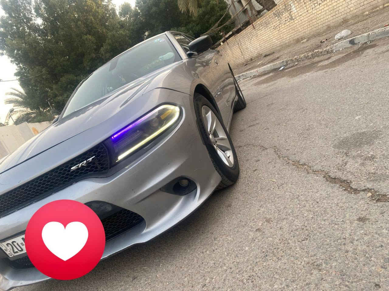 السلام عليكم 
جارجر للبيع sxt
المديل / 2018
الظرر دعاميات الأمامي والخلفي 
تخم تاير جديد 
الكير والمكينه كفاله 
تبريد خير من الله 
رقم ديالى انكليزي 
السياره بسمي وشرط التحويل 
صور الحادث موجوده بالمنشور 
السعر / 175 وبيها مجال 
مكاني بغداد حي القاهره 
الاستفسار اتصل ( *********** )
