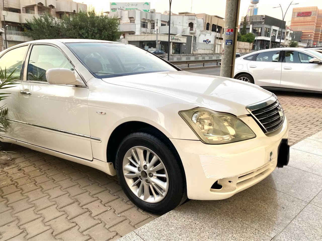 شاهیینە براوە براوە
١٨٠ مەرغوبی بازار🇯🇵
ناو زەردی ٢ دوگمە
کودی بو نەکراوە یەکسەر بیکە بە ناوی خوتەوە
تا حەزکا سەیارەکە جوانە
٤ تایەی تازەی لە ژێرایە
سوکانی وەک ئاوە 
ناوی لە دەری جوانترە📦
بێ تەقەو رەقەیە سەیارەکە
زور کەم روشتوە
مەکینەو گیری بە شەرت
لە سلیمانیم 
ژ.م/*********** السليمانية, العراق
