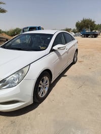 سوناتا • ٢٠١١ • ثلاث قطع
