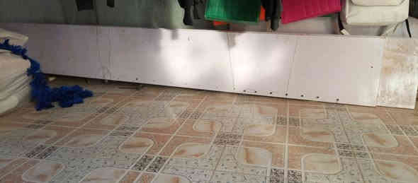 السلام عليكم عدي عشر رفوف البيع سعر لوحد 7الف***********
