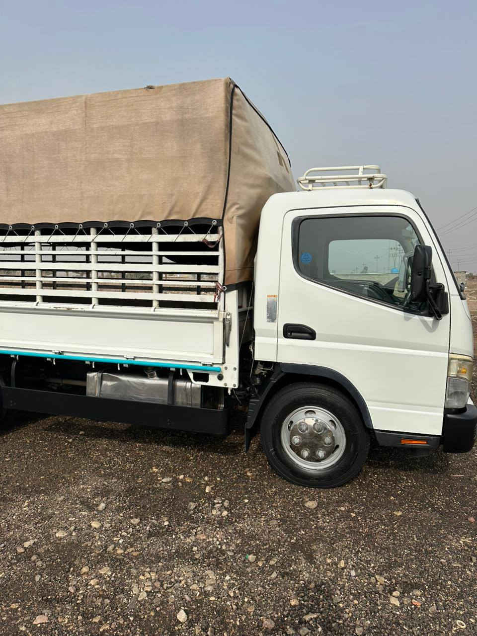 السلام عليكم كنتر موديل 2020سياره جديده كفاله عامه مكينه كير اكسل لاتبخير ولاتنقيص سياره بسمي تحويل ثاني يوم ماشيه 250 تخم تاير برجستون ابو التبريد جديد حدايه بشتوان كركوك درجه أوله والسياره خير من الله الشراي يتصل ***********
